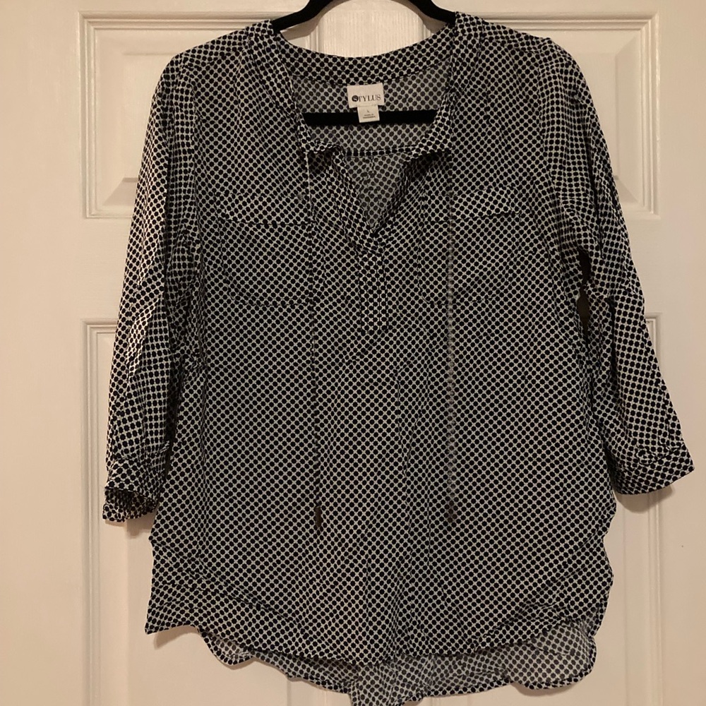 Stylus Black and White Women's Top